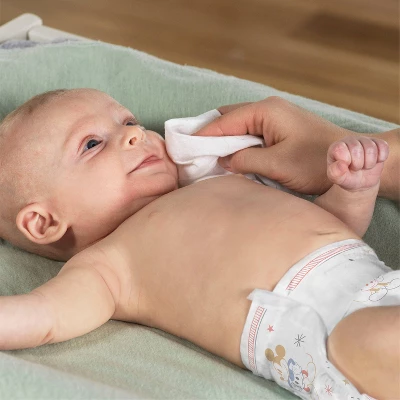 Huggies Simply Clean Unscented Baby Wipes 11 Flip-Top Packs (704ct) 2 Huggies Simply Clean Unscented Baby Wipes 11 Flip-Top Packs (704ct) - Image 2