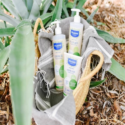 Mustela Organic Micellar Baby Bath Wash Water With Olive Oil And Aloe - Fragrance Free - 13.5 Fl Oz 4 Mustela Organic Micellar Baby Bath Wash Water With Olive Oil And Aloe - Fragrance Free - 13.5 Fl Oz - Image 4