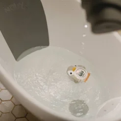 Nuby Penguin Bath Thermometer -Baby Trend Store GUEST dc905d27 b131 4a2b b6bb fd8aa26384f6
